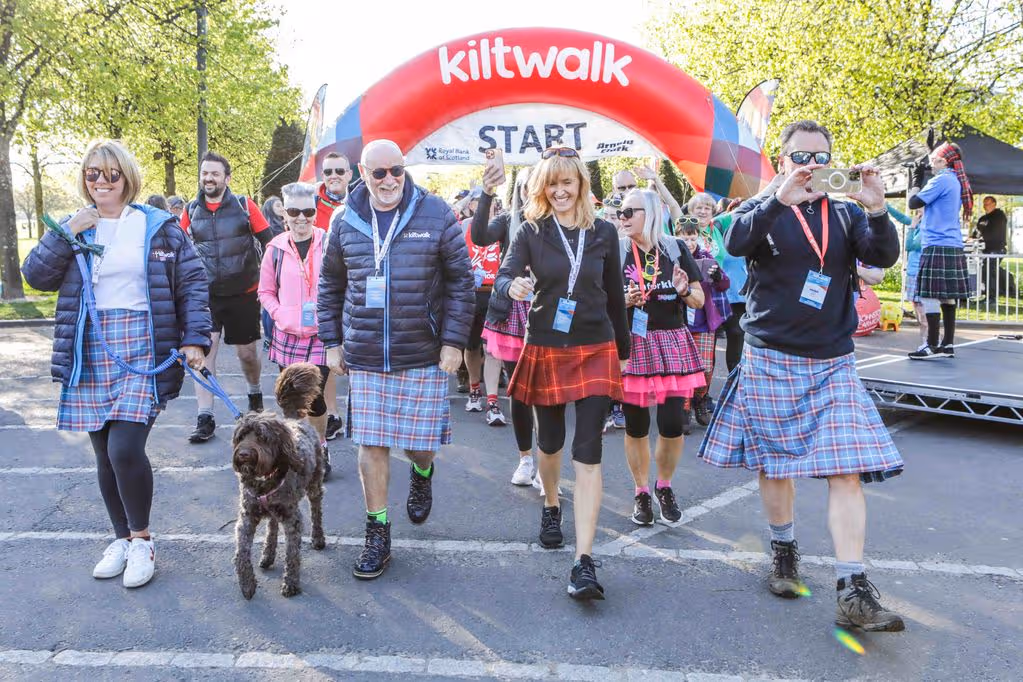 0_Sir-Tom-Hunter-at-Kiltwalk