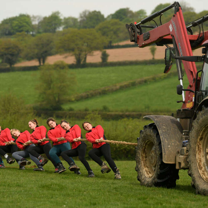Tractor Pulling